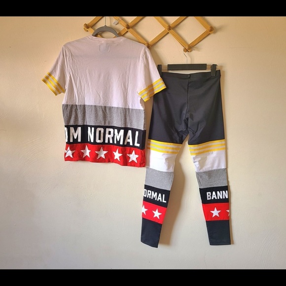 Set - Picture 2 of 5